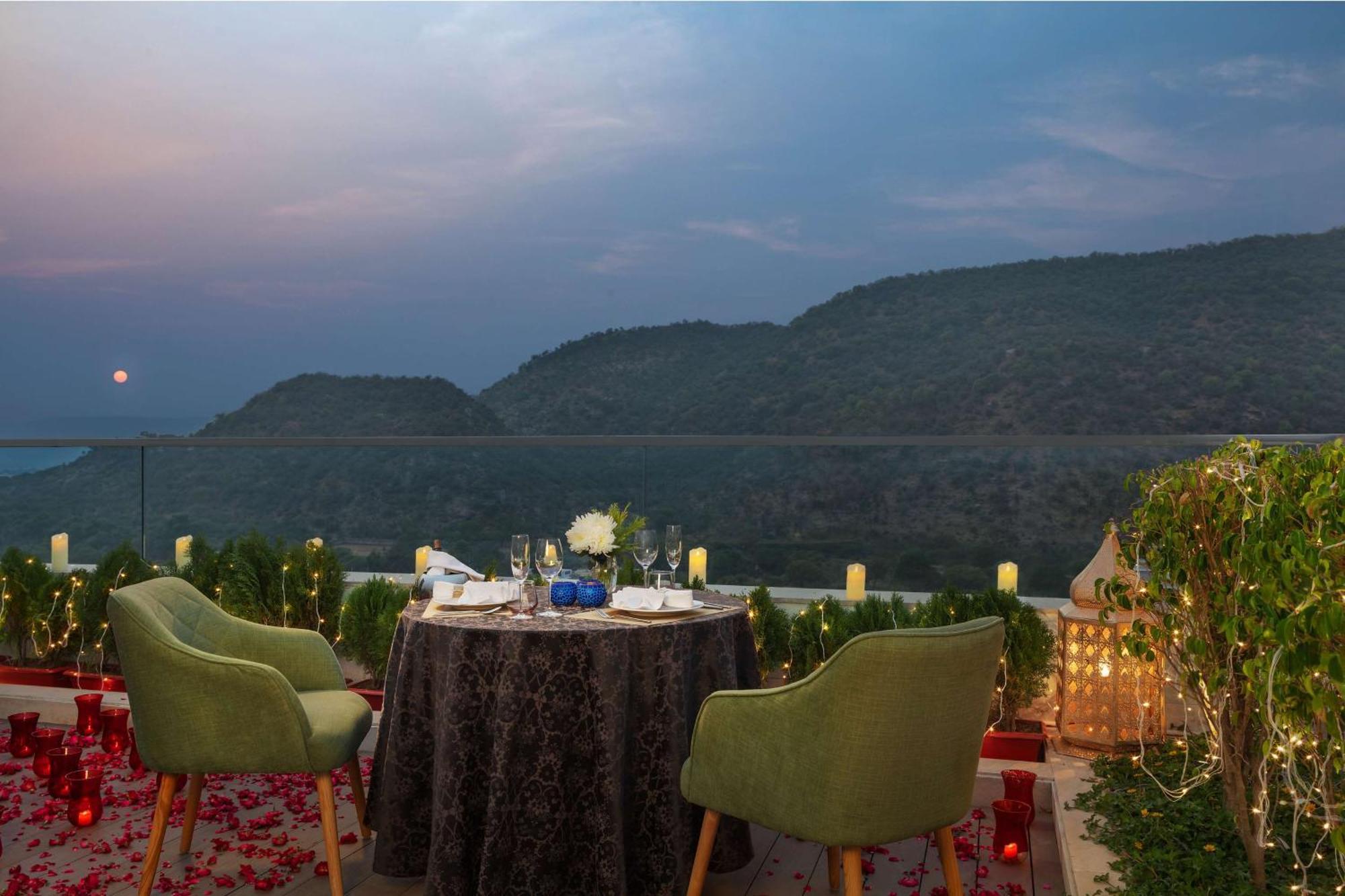 Doubletree By Hilton Jaipur Amer Εξωτερικό φωτογραφία