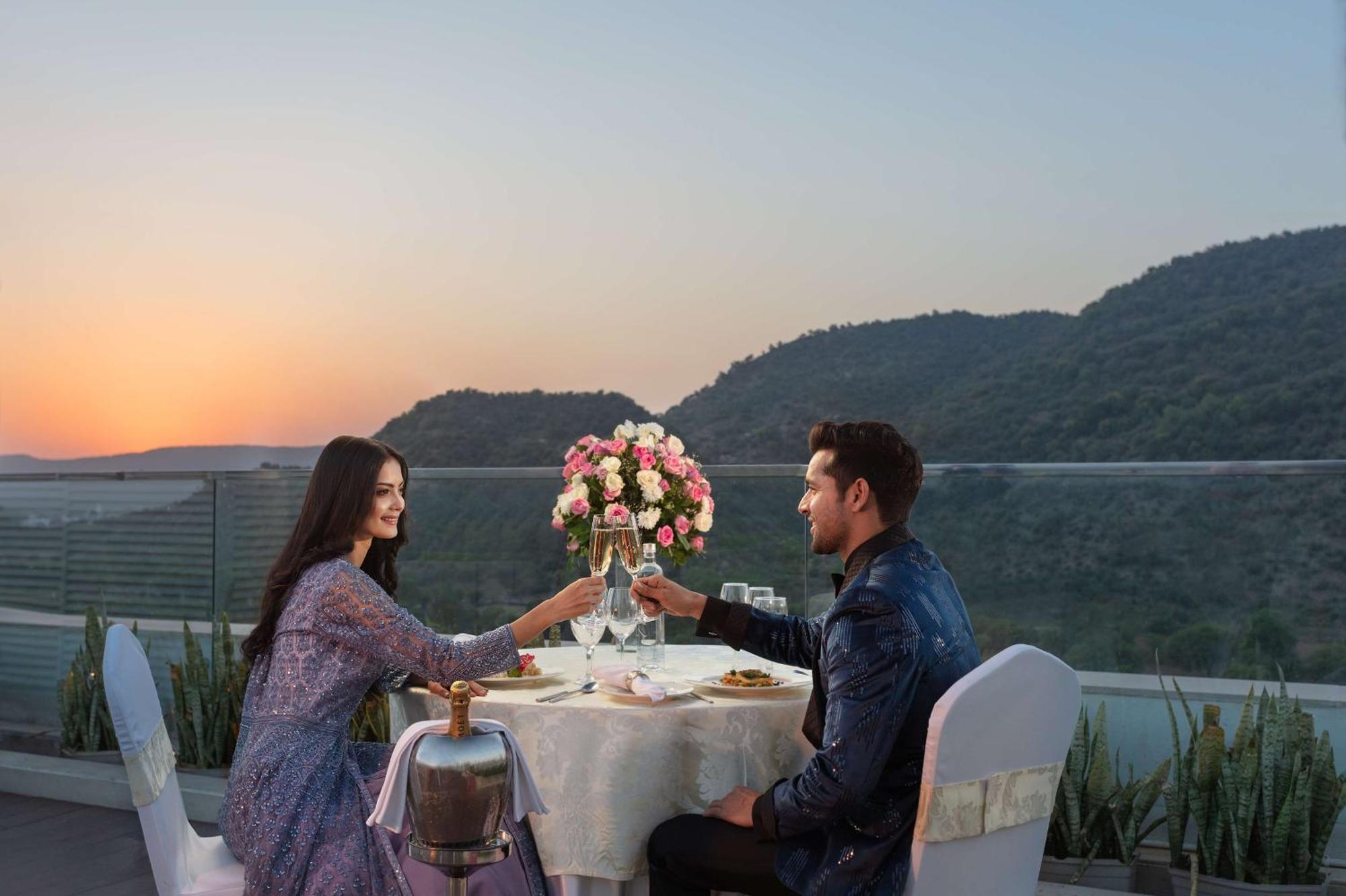 Doubletree By Hilton Jaipur Amer Εξωτερικό φωτογραφία