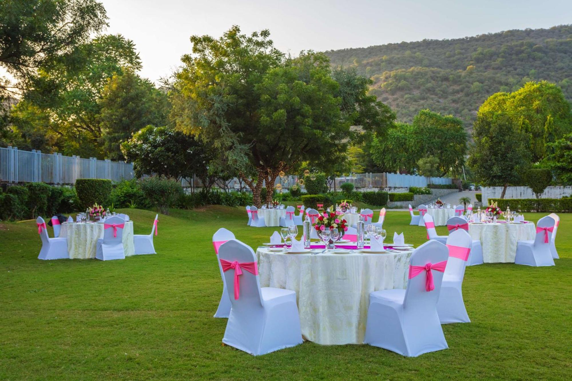 Doubletree By Hilton Jaipur Amer Εξωτερικό φωτογραφία